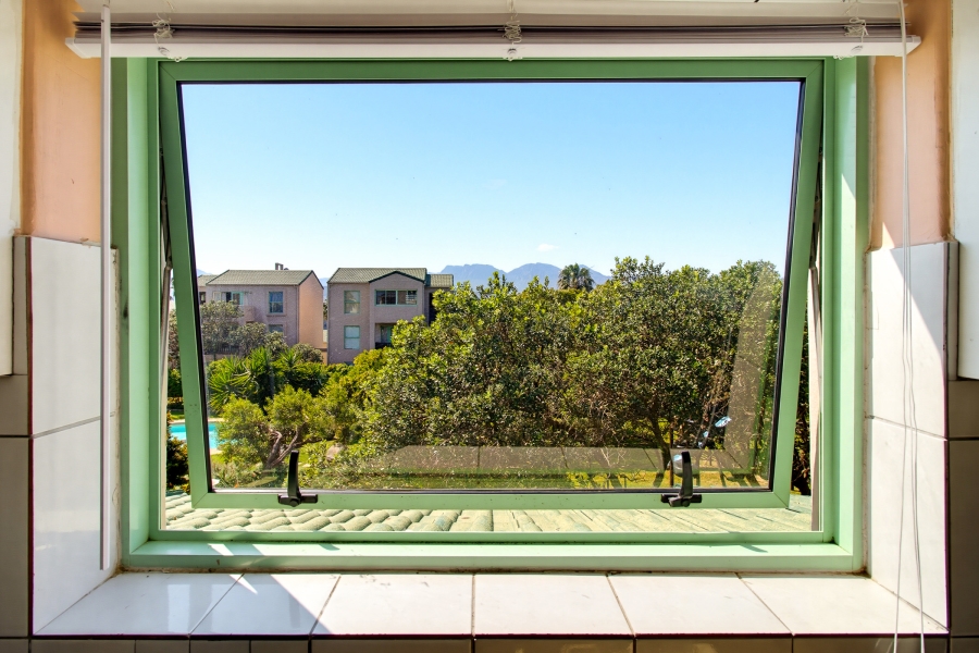 2 Bedroom Property for Sale in Greenways Golf Estate Western Cape